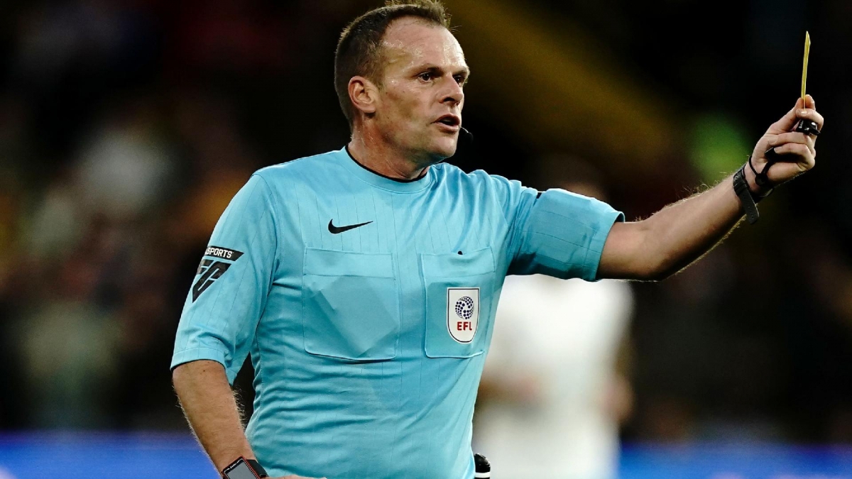 Blue Card And Sin Bin: ফুটবলে এবার নীল কার্ড, সিন বিন! Blue Card And Sin Bin: ফুটবলে এবার নীল কার্ড, সিন বিন!