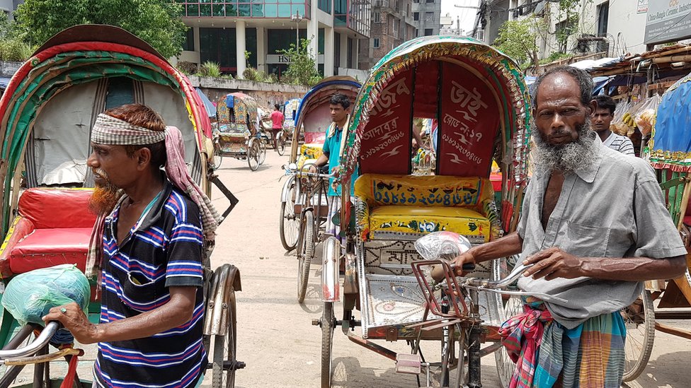 প্রবীণ রিকশাচালক প্রবীণ রিকশাচালক