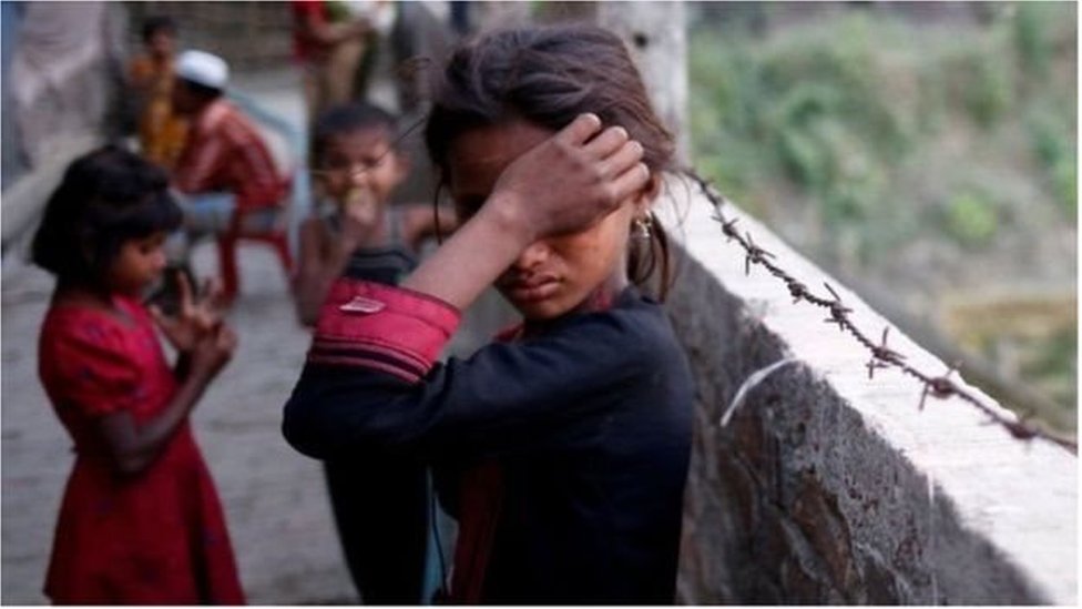 বাংলাদেশের একটি শরণার্থী শিবিরে রোহিঙ্গা শিশু বাংলাদেশের একটি শরণার্থী শিবিরে রোহিঙ্গা শিশু