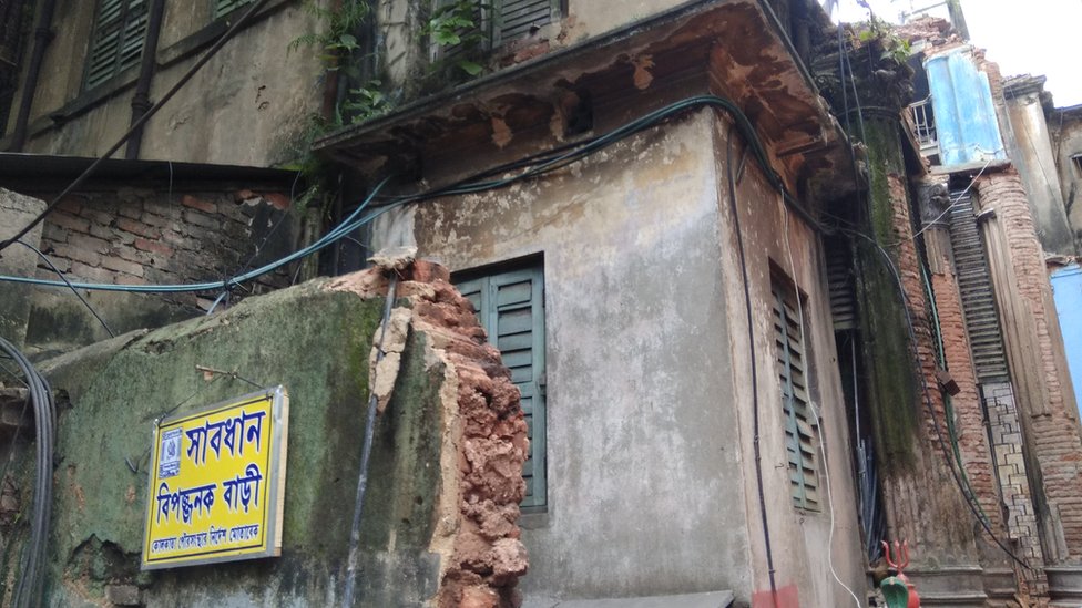কলকাতার বিপজ্জনক বাড়ি