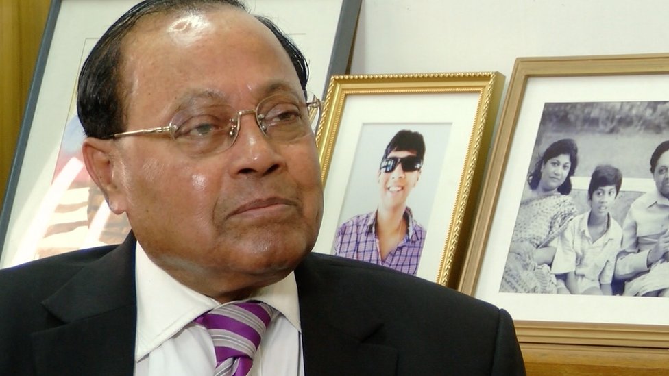 মওদুদ আহমেদ