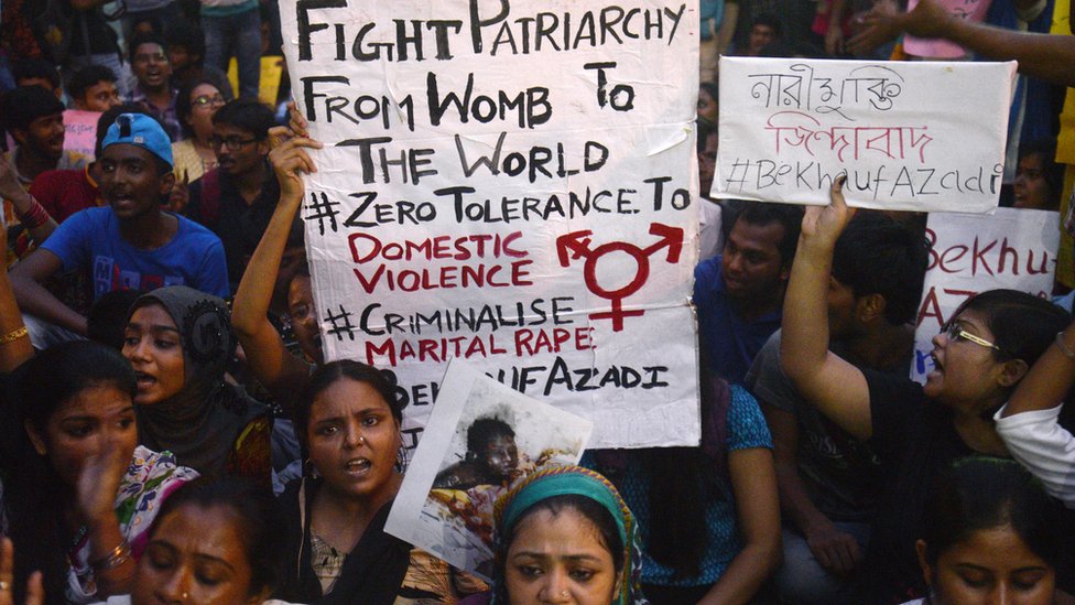 পারিবারিক সহিংসতা