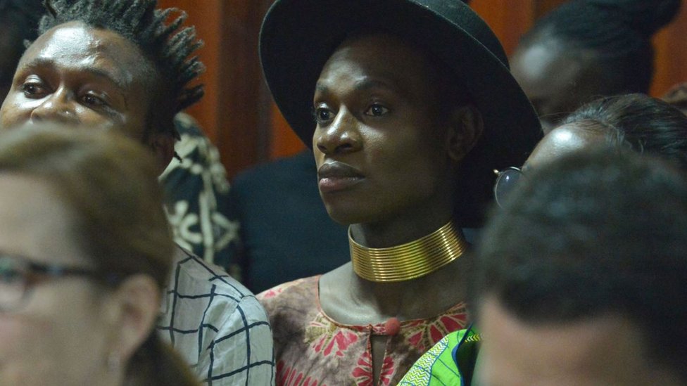 সমকামিতা নিয়ে হাইকোর্টে শুনানির সময় নিয়মিত হাজির থাকতেন এলজিবিটি সম্প্রদায়ের লোকজন সমকামিতা নিয়ে হাইকোর্টে শুনানির সময় নিয়মিত হাজির থাকতেন এলজিবিটি সম্প্রদায়ের লোকজন