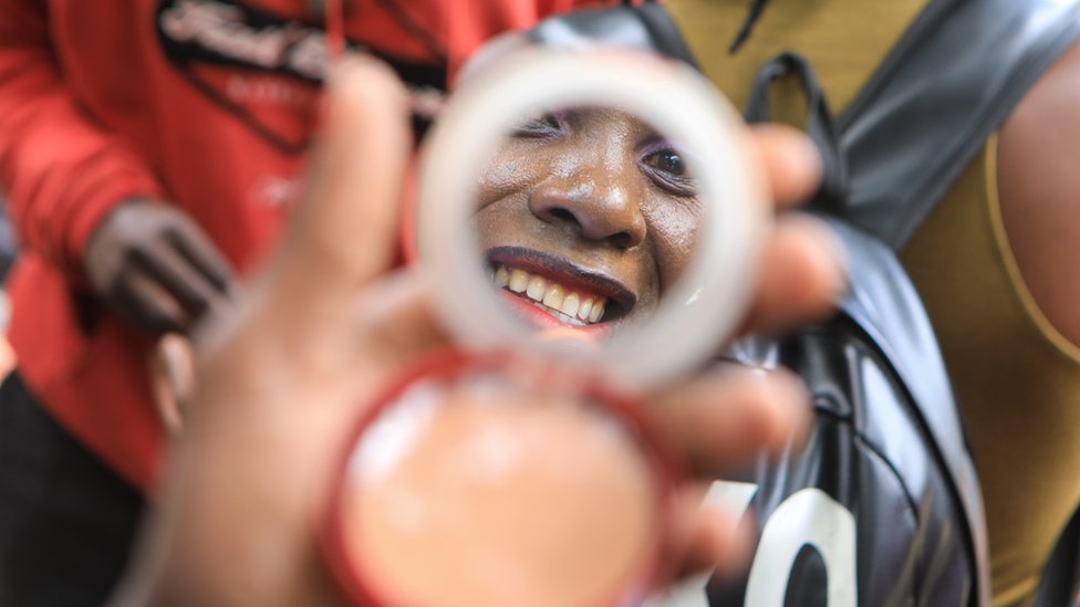 নাইরোবির একজন সমকামী আন্দোলনকর্মী নাইরোবির একজন সমকামী আন্দোলনকর্মী