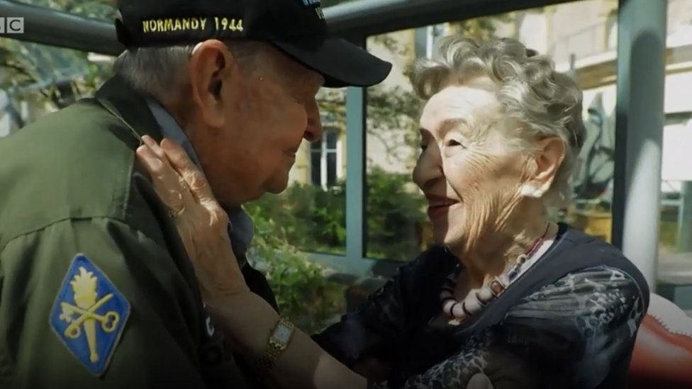 কেটি রবিন্স ও জেনেই গেনেই