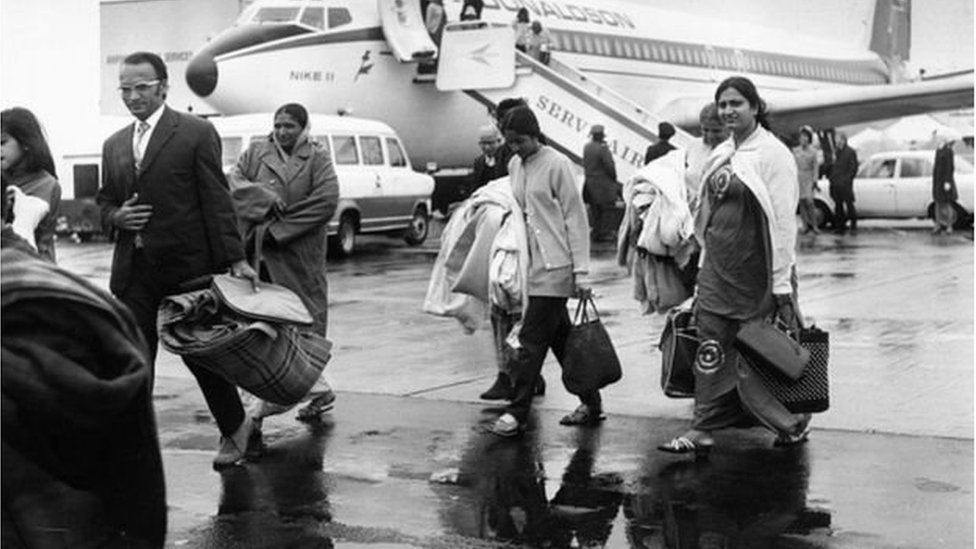 উগান্ডায় বসবাসকারী ভারতীয়দের ১৯৭২ সালে সে দেশ ছাড়তে বাধ্য করা হয়েছিলো উগান্ডায় বসবাসকারী ভারতীয়দের ১৯৭২ সালে সে দেশ ছাড়তে বাধ্য করা হয়েছিলো