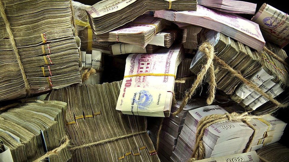 গবেষকরা বলছেন যেসব জায়গায় টাকার প্রবাহ বেশি হয় বাজারে সেখানে নোট বা কয়েনে ব্যাকটেরিয়া পেয়েছেন তারা গবেষকরা বলছেন যেসব জায়গায় টাকার প্রবাহ বেশি হয় বাজারে সেখানে নোট বা কয়েনে ব্যাকটেরিয়া পেয়েছেন তারা