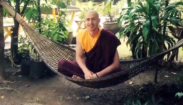 ১০ বছর ভিক্ষু হিসেবে জীবনযাপন করেন অ্যান্ডি