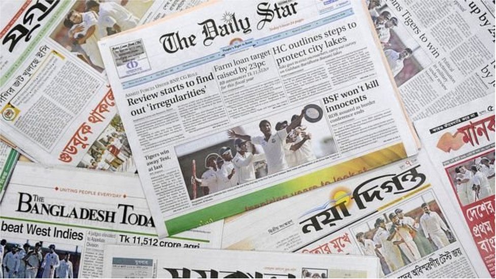 বাংলাদেশের গণমাধ্যমে সংকট গভীর হচ্ছে বলে এই মাধ্যমের কর্মীদের অনেকে বলছেন। বাংলাদেশের গণমাধ্যমে সংকট গভীর হচ্ছে বলে এই মাধ্যমের কর্মীদের অনেকে বলছেন।