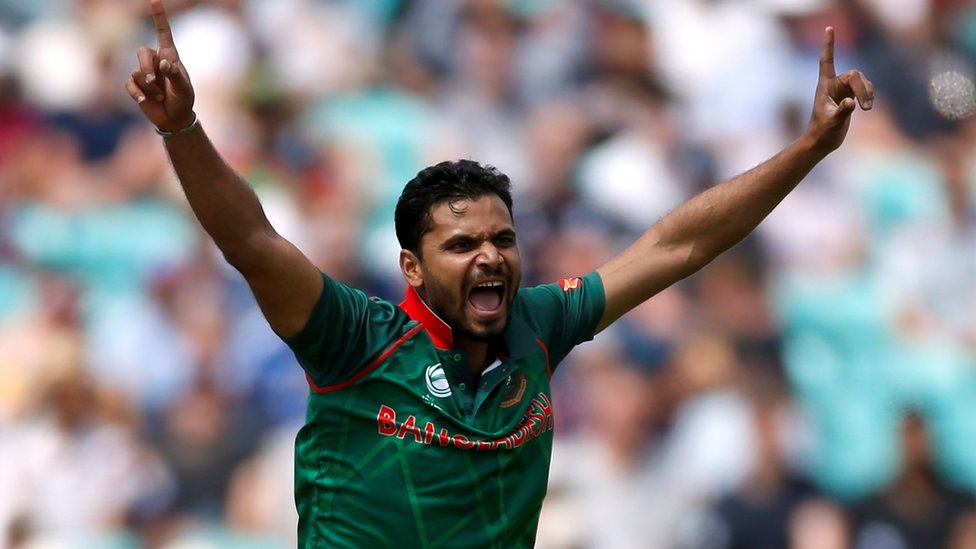 মাশরাফী: নিজে কতটা সন্তুষ্ট নিজের খেলা নিয়ে মাশরাফী: নিজে কতটা সন্তুষ্ট নিজের খেলা নিয়ে