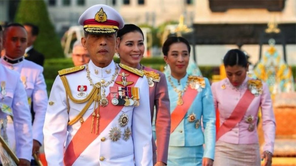 এই বিক্ষোভ ছড়িয়ে পড়েছে ব্যাংককের বাইরেও