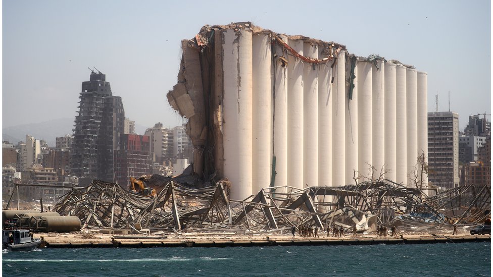 বেরুত বিস্ফোরণে বন্দরে অবস্থিত খাদ্য গুদাম ধ্বংস হয়ে যায়, ০৮-০৮-২০২০।