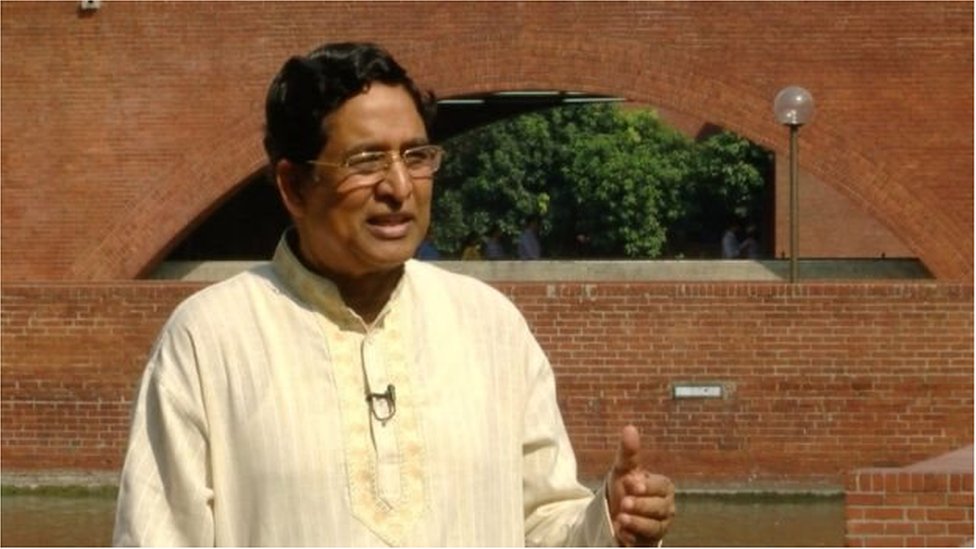 আওয়ামী লীগ প্রেসিডিয়াম সদস্য এবং কৃষি মন্ত্রী ড: আব্দুর রাজ্জাক