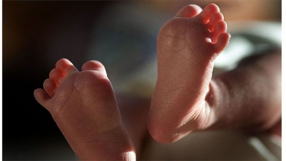 শিশুর পা