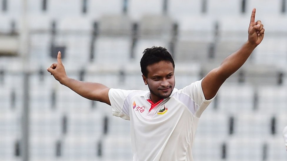গত চার বছরে বাংলাদেশের খেলা ১৯টি টেস্টের মাত্র ছয়টিতে সাকিব মাঠে নেমেছেন গত চার বছরে বাংলাদেশের খেলা ১৯টি টেস্টের মাত্র ছয়টিতে সাকিব মাঠে নেমেছেন