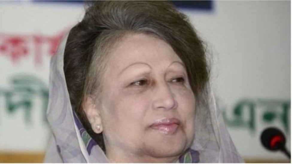 শর্তসাপেক্ষে মুক্ত থাকার কারণে বিএনপি নেত্রী খালেদা জিয়া এখন রাজনীতিতে সক্রিয় নেই।