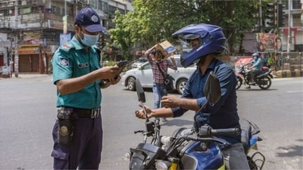লকডাউন