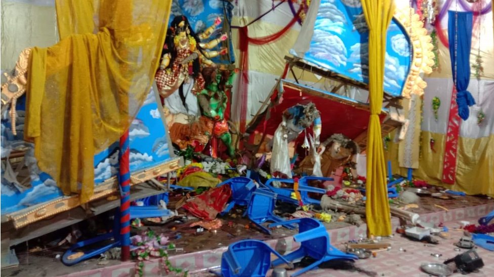 হাজীগঞ্জে হামলার ঘটনা ঘটেছে বলে জানা যাচ্ছে। হাজীগঞ্জে হামলার ঘটনা ঘটেছে বলে জানা যাচ্ছে।