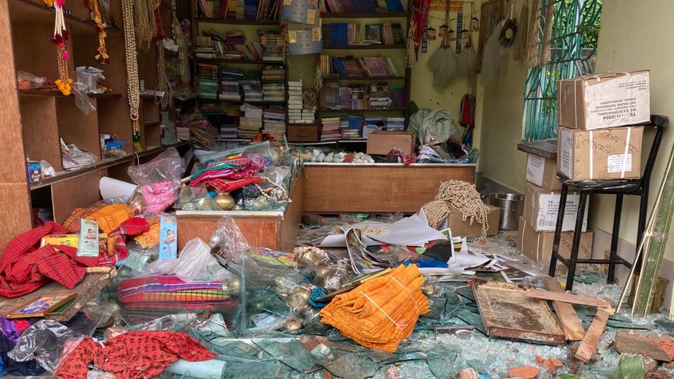 চৌমুহনীতে শুক্রবারের হামলায় সবচেয়ে ক্ষতিগ্রস্ত ইসকন মন্দির ভাঙচুরের সাক্ষী হয় আছে।