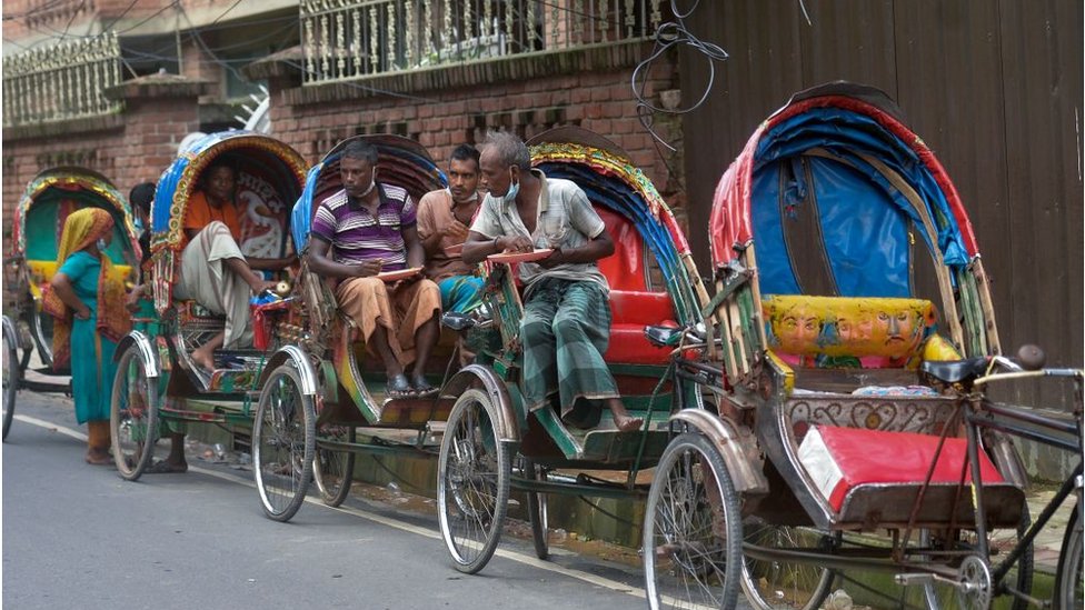 রিকশা। রিকশা।