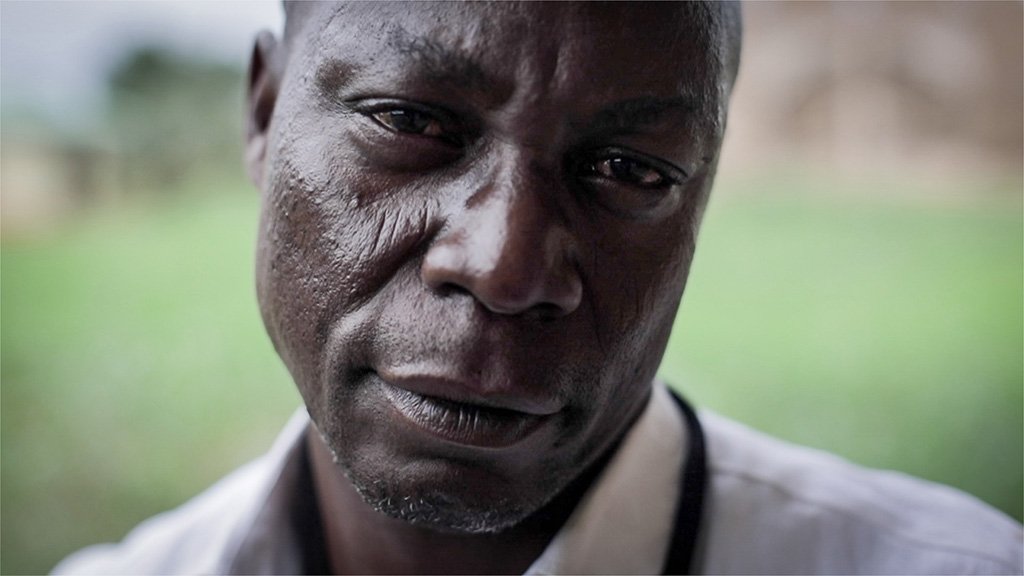 ড. স্টোন - যিনি একসময় ব্ল্যাক অ্যাক্সের সদস্য ছিলেন।