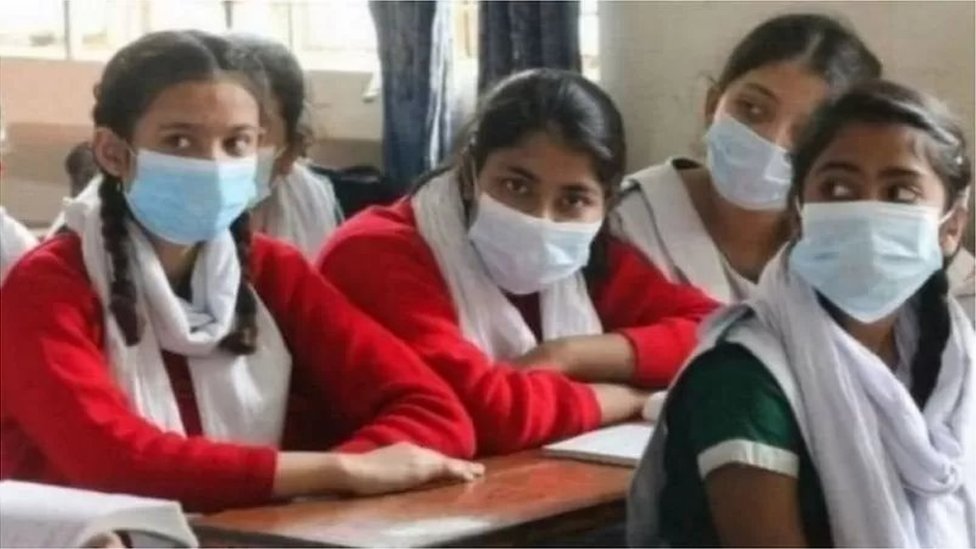 প্রস্তুতি সম্পন্ন করেছে সব স্কুল। প্রস্তুতি সম্পন্ন করেছে সব স্কুল।