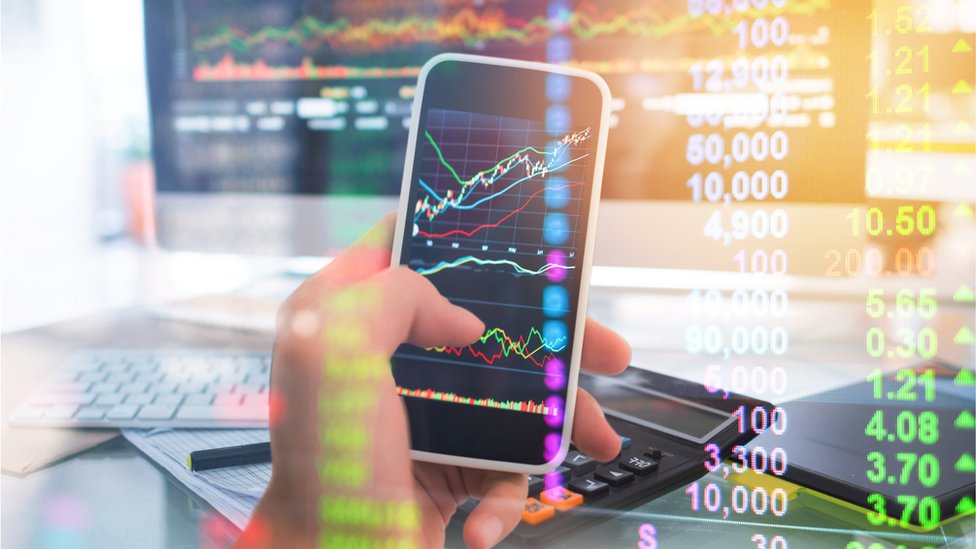 ইন্টারনেটের খরচে প্রভাব পড়ার আশঙ্কা। ইন্টারনেটের খরচে প্রভাব পড়ার আশঙ্কা।