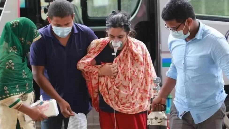 হাসপাতালে ভর্তি হতে আসা রোগী