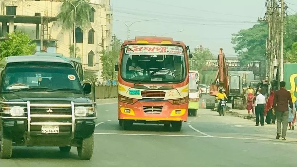 জ্বালানি তেল ও গ্যাস বিক্রি থেকে সড়ক রক্ষণাবেক্ষণে তহবিল গঠন করার প্রস্তাব করা হয়েছে। জ্বালানি তেল ও গ্যাস বিক্রি থেকে সড়ক রক্ষণাবেক্ষণে তহবিল গঠন করার প্রস্তাব করা হয়েছে।