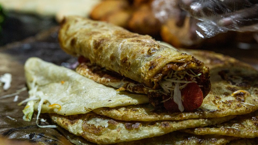 উগান্ডার রোলেক্স উগান্ডার রোলেক্স