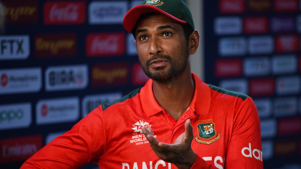 মাহমুদুল্লাহ রিয়াদ (ফাইল ছবি) মাহমুদুল্লাহ রিয়াদ (ফাইল ছবি)