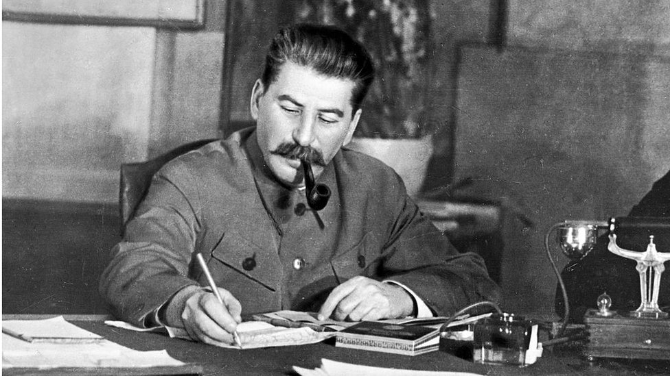 জোসেফ স্তালিন জোসেফ স্তালিন