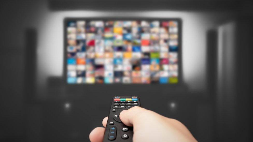 নেটফ্লিক্স জানিয়েছে যে ইউক্রেনে রুশ আগ্রাসনের কারণে মার্চে রাশিয়া থেকে কার্যক্রম উঠিয়ে নেয়ার পর তাদের সাত লাখ গ্রাহক কমে গেছে। নেটফ্লিক্স জানিয়েছে যে ইউক্রেনে রুশ আগ্রাসনের কারণে মার্চে রাশিয়া থেকে কার্যক্রম উঠিয়ে নেয়ার পর তাদের সাত লাখ গ্রাহক কমে গেছে।