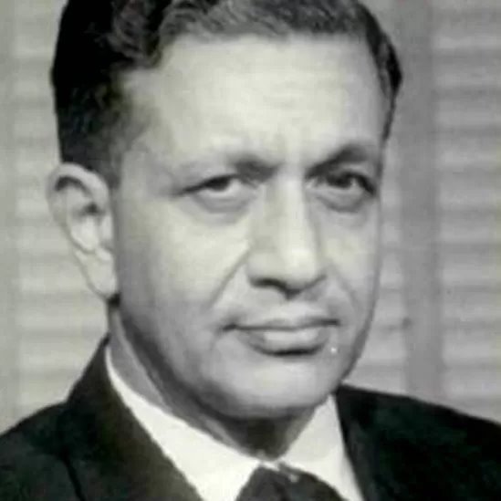 হোমি সেথনা