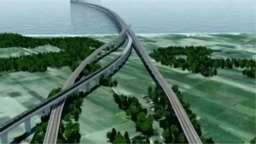 পদ্মা সেতু বাংলাদেশের সবচেয়ে দীর্ঘ সেতু