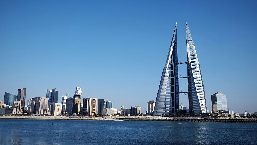 আধুনিক মানামা শহর। আধুনিক মানামা শহর।