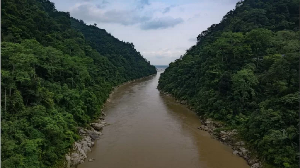 এই তিস্তা নদীর পানি বণ্টনের বিষয়টি সাধারণত বেশি গুরুত্ব পায়।