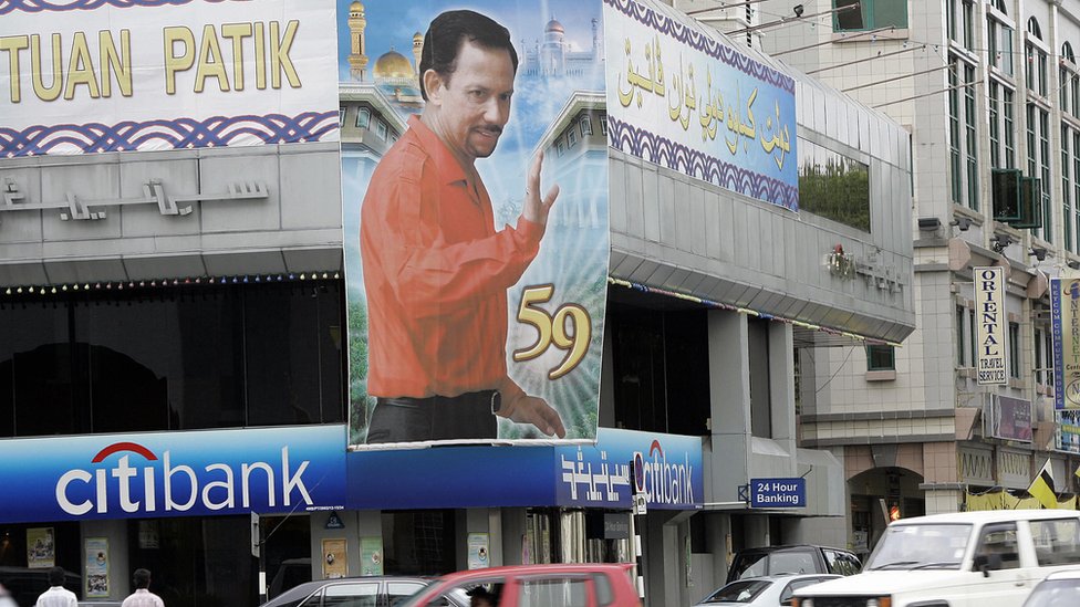 ওপেক প্লাসের ২৩টি সদস্য দেশের মধ্যে ব্রুনেই সবচেয়ে কম পরিমাণ তেল উৎপাদন করে থাকে।