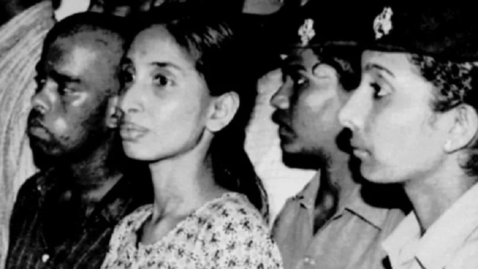 গ্রেপ্তার হওয়ার পরে নলিনী - ফাইল চিত্র গ্রেপ্তার হওয়ার পরে নলিনী - ফাইল চিত্র