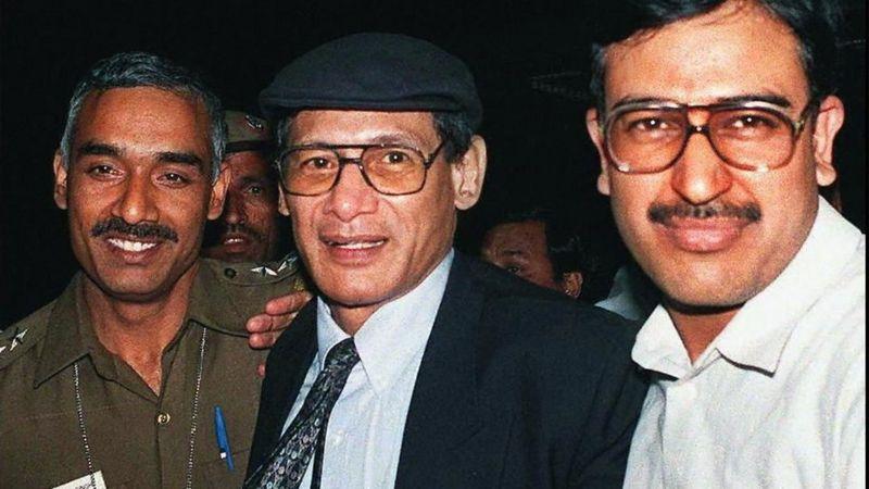 ভারতের অতি সুরক্ষিত তিহার জেল থেকে পালানোর কিছুদিনের মধ্যেই ধরা পড়েন চার্লস শোভরাজ