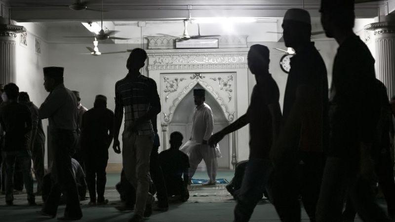 ঢাকায় আহমদীয়া মুসলিম সম্প্রদায়ের একটি মসজিদ (ফাইল ছবি) ঢাকায় আহমদীয়া মুসলিম সম্প্রদায়ের একটি মসজিদ (ফাইল ছবি)