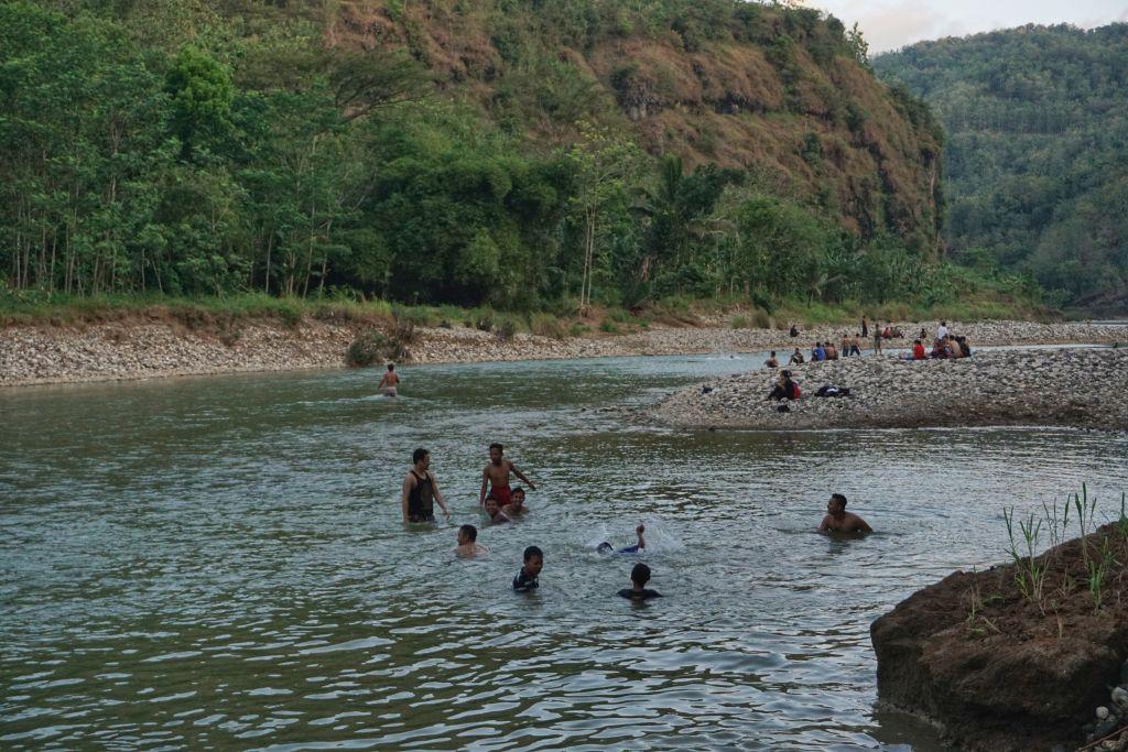 এই সাংস্কৃতিক চর্চা রমজান মাসে বিশ্বাসীদের শুদ্ধ করে বলে মনে করেন মুসলিমরা এই সাংস্কৃতিক চর্চা রমজান মাসে বিশ্বাসীদের শুদ্ধ করে বলে মনে করেন মুসলিমরা