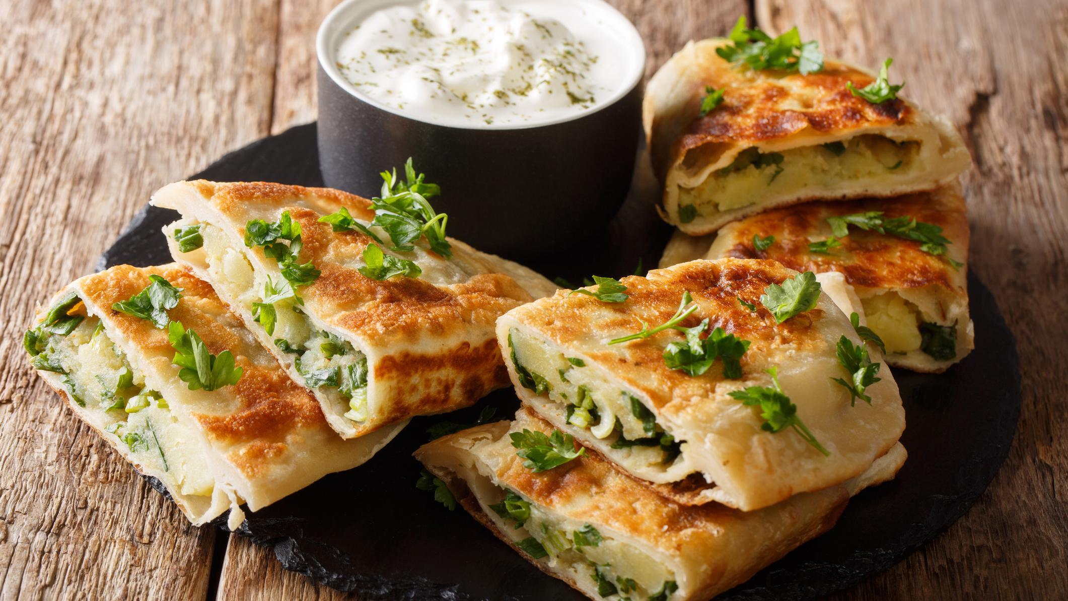 বোলানি
