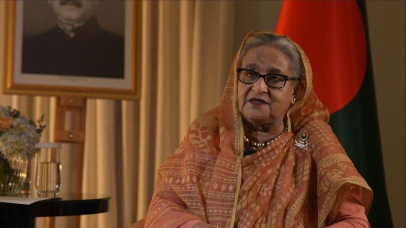 বাংলাদেশের প্রধানমন্ত্রী শেখ হাসিনা বলেছেন, যুক্তরাষ্ট্র হয়তো তাকে ক্ষমতায় চায় না বলেই বাংলাদেশের বিশেষ নিরাপত্তা বাহিনীর ওপর নিষেধাজ্ঞা দিয়েছে।