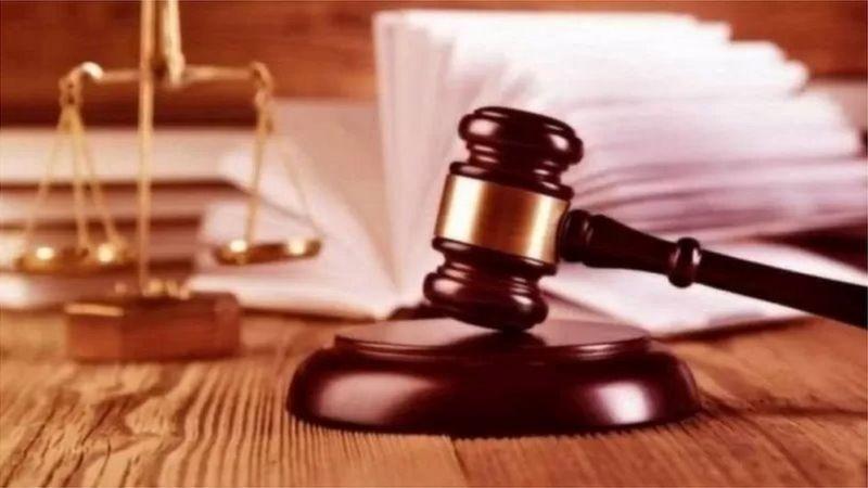 বর্তমানে দেশের অর্থ ঋণ আদালতগুলোয় খেলাপি ঋণের অভিযোগে ৭২ হাজার মামলা বিচারাধীন রয়েছে। বর্তমানে দেশের অর্থ ঋণ আদালতগুলোয় খেলাপি ঋণের অভিযোগে ৭২ হাজার মামলা বিচারাধীন রয়েছে।